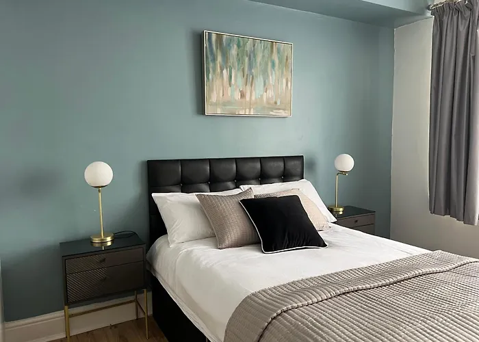 Madonna Halley Hotel